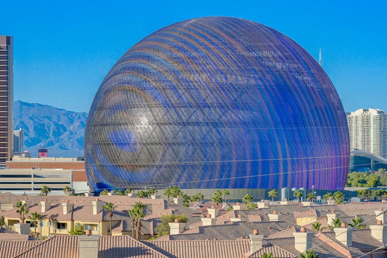 Modern Oasis Steps Away From The Las Vegas Strip Exterior photo