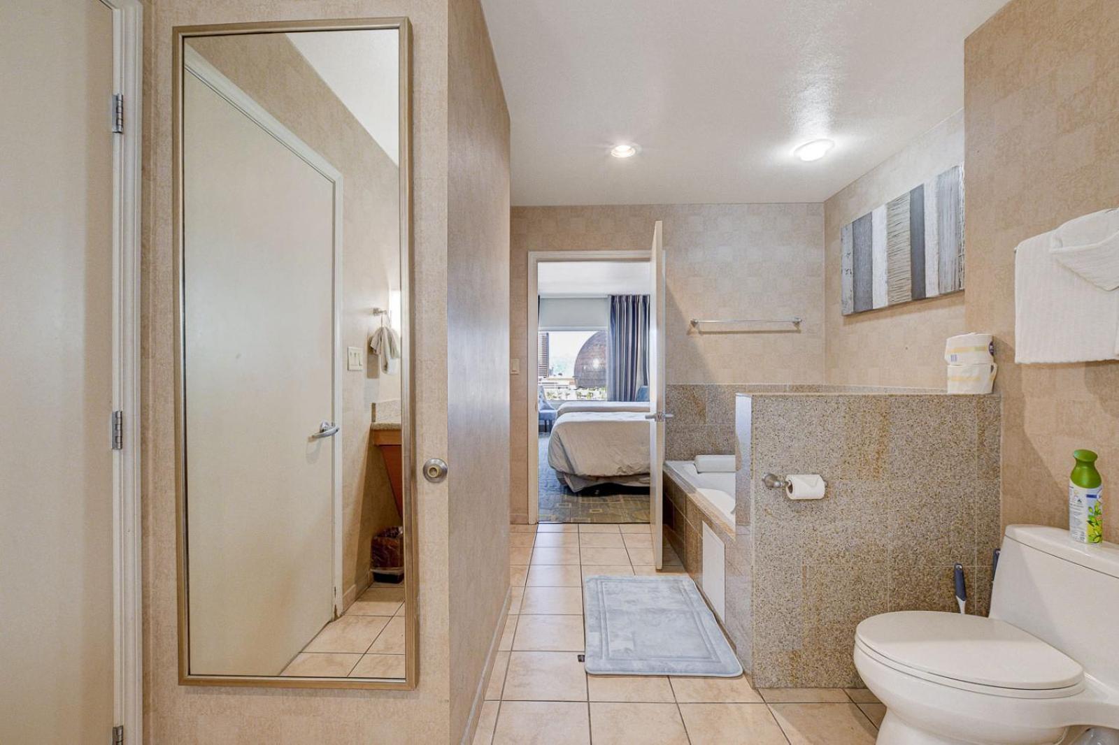 Modern Oasis Steps Away From The Las Vegas Strip Exterior photo