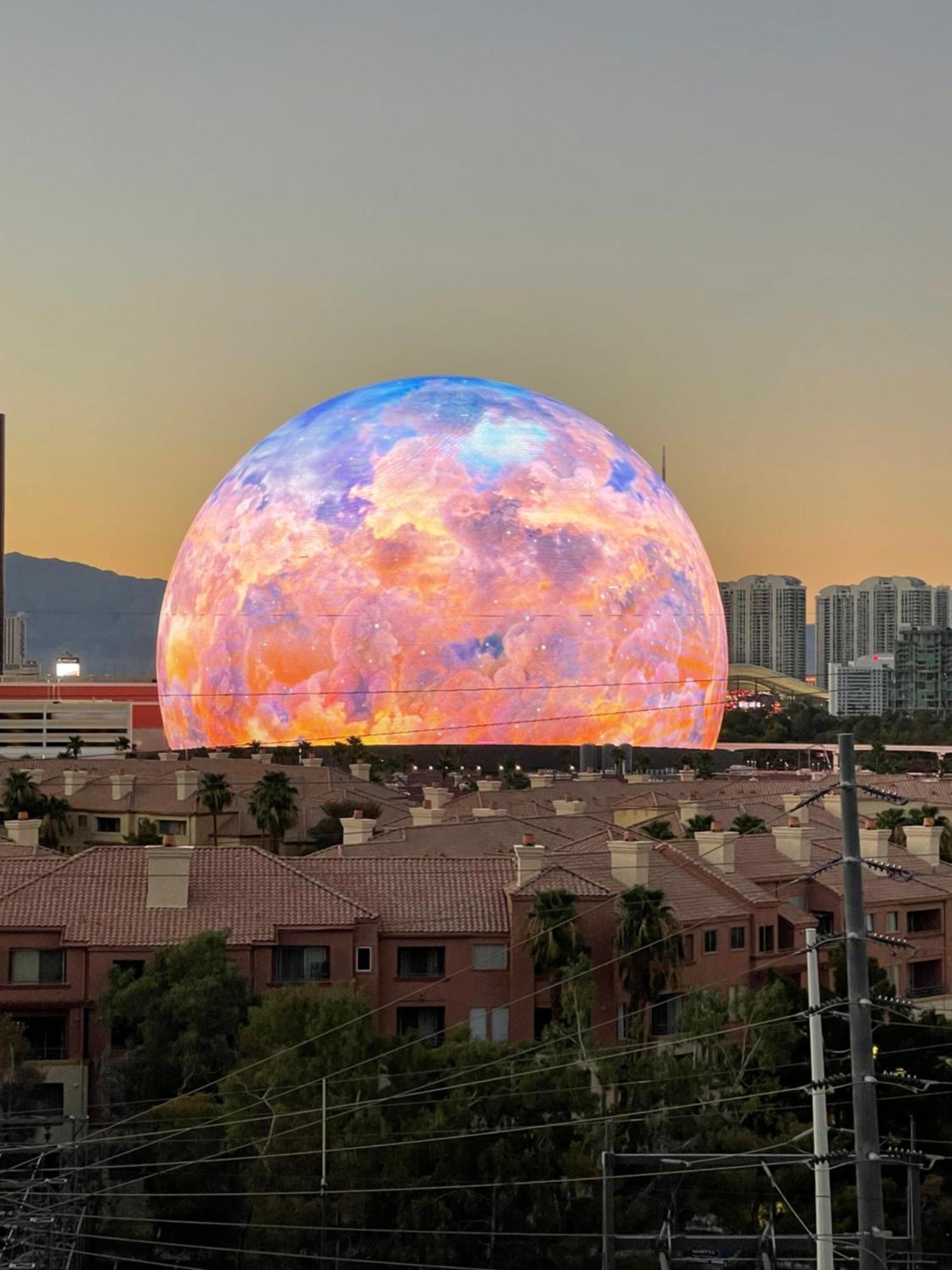 Modern Oasis Steps Away From The Las Vegas Strip Exterior photo